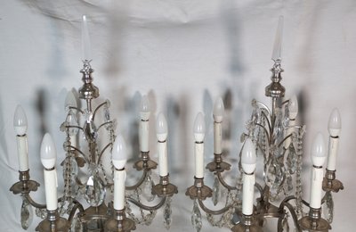 Coppia di candelabri in bronzo argentato, fine XIX secolo