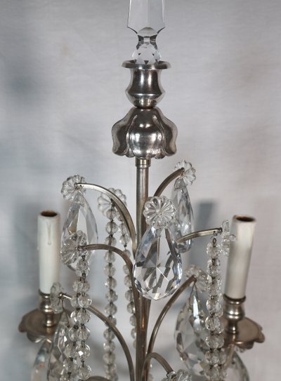 Coppia di candelabri in bronzo argentato, fine XIX secolo