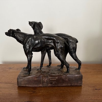 Statue en plâtre patiné 2 lévriers par Cha Pregue XXe