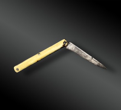 Folding knife - France - 18th century