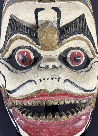 Indonesia, mid-20th century, mask from the Barong theater.