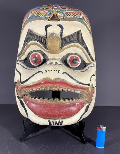 Indonesia, mid-20th century, mask from the Barong theater.