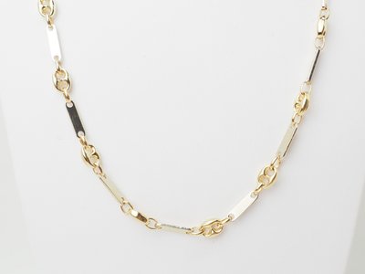 Collana con chicchi di caffè in oro giallo e bianco