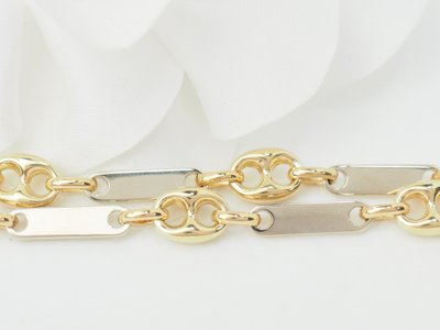 Collana con chicchi di caffè in oro giallo e bianco