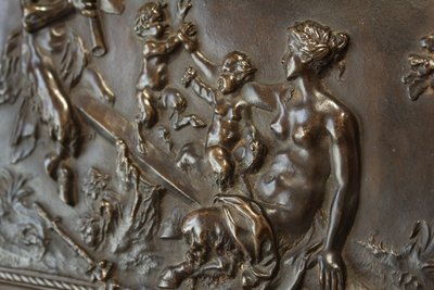 Grande placca in bronzo con scena satirica secondo Clodion, Thiébaut Frères XIX secolo