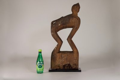 Figura del guardiano della scimmia Dayak Hapatong