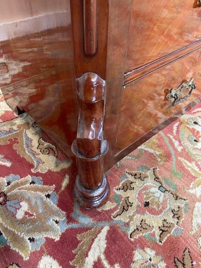 Commode anglaise en acajou 