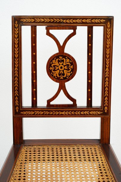 Chaise ancienne Louis XVI en bois précieux. Lombardie, XVIIIe siècle.