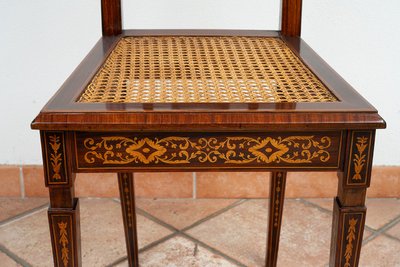 Chaise ancienne Louis XVI en bois précieux. Lombardie, XVIIIe siècle.