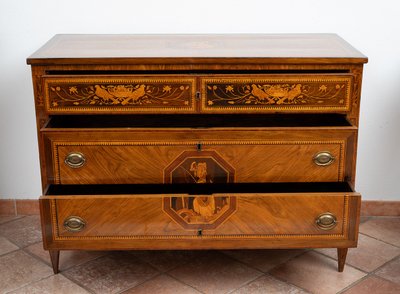 Commode ancienne Louis XVI Lombardie (Italie) 18siècle.