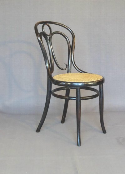 Deux chaises KOHN N°35, vers 1875 cannage neuf manuel- no Thonet