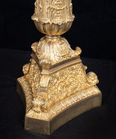 Coppia di candelabri dei primi del XIX secolo.