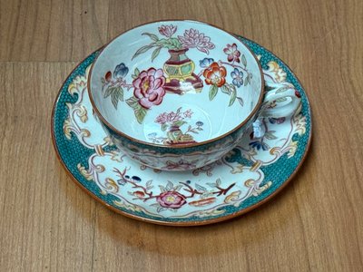 12 tasses Minton Sarreguemines 