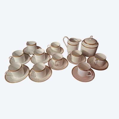 11 cups