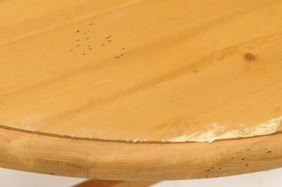 Table ronde pin massif