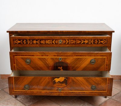 Commode ancienne Lombarde (Italie) Louis XVI,  18siècle.