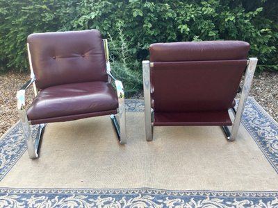 Pair of armchairs 70