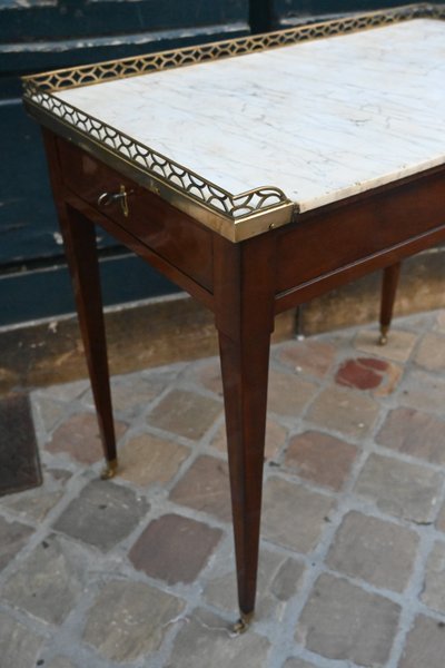 Table de salon en acajou estampillée de Georges Jacob , du XVIII