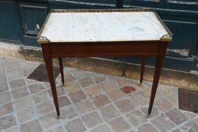 Table de salon en acajou estampillée de Georges Jacob , du XVIII