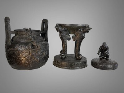 LARGE 90 CM VASE IN PAINTED SCULPTTED BRONZE MEÏJI PERIOD JAPAN 19th ( 1890 )