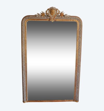 107 x 173 cm Napoleon III pearled mirror, Louis XV-style pediment décor, gold leaf and patina
