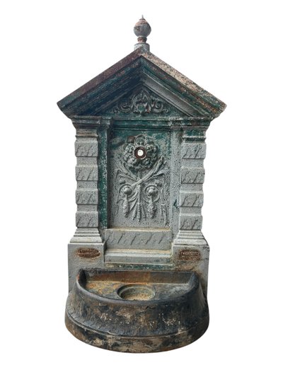 Ancienne Fontaine Murale Ou D’applique En Fonte De Fer De Antoine Durenne Fin XIXéme Siècle 
