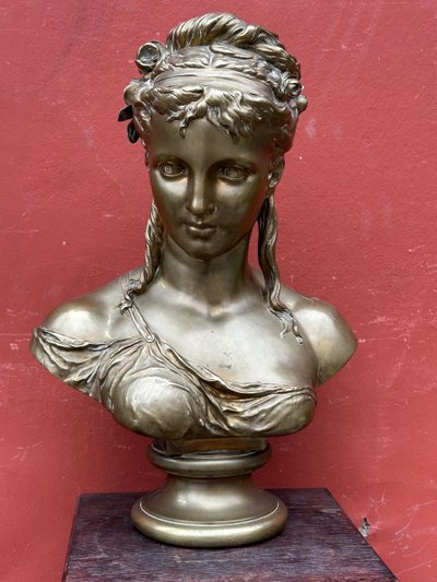 Henry étienne Dumaige ( 1830-1888) Imponente busto in bronzo di giovane donna H 59 cm