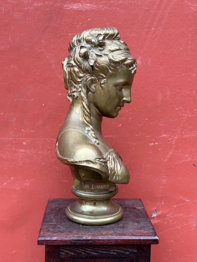 Henry étienne Dumaige ( 1830-1888) Imponente busto in bronzo di giovane donna H 59 cm