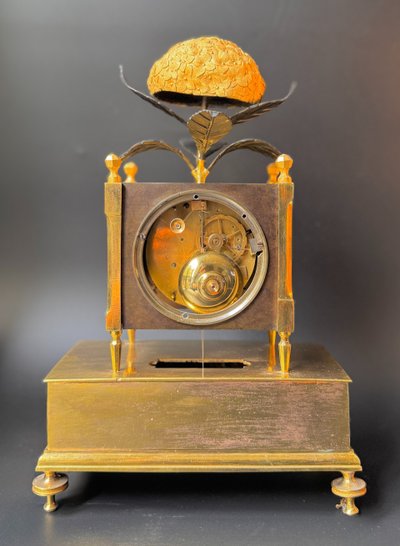 Gilt bronze Hydrangea clock - Empire period