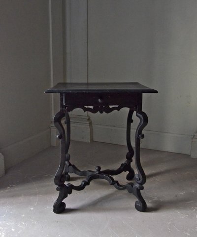 Kleiner Tisch Louis XIV