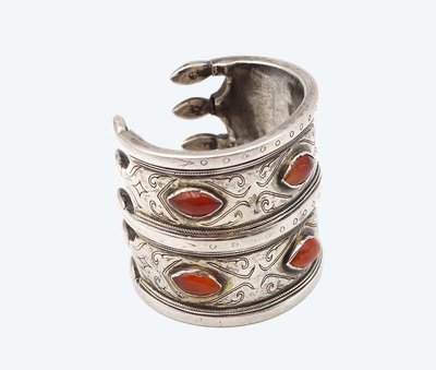 Bracciale turkmeno in argento sterling