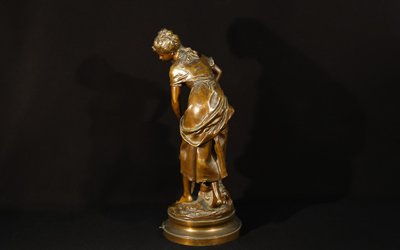 Scultura in bronzo firmata Louis Gossin