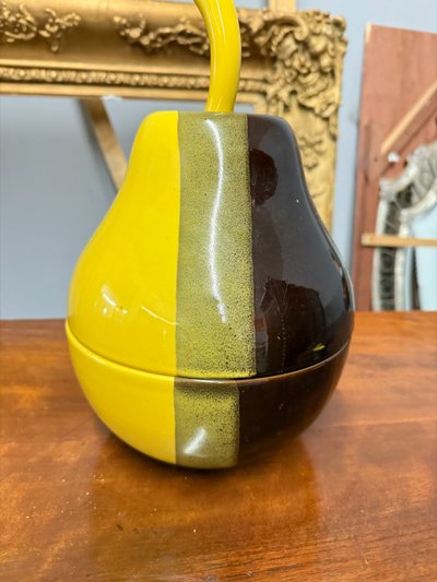 Ceramica vintage contenitore Pera, anni '70, 31x25 cm, bicolore, ottimo stato, non marchiata