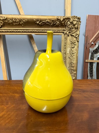 Ceramica vintage contenitore Pera, anni '70, 31x25 cm, bicolore, ottimo stato, non marchiata