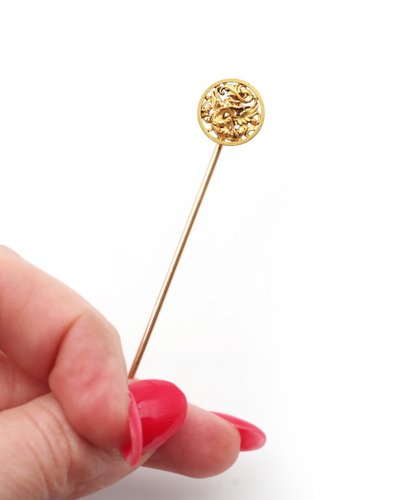 Wiese Chimäre Nadel aus 18k Gold, Krawattennadel, Neo-Renaissance, Neo-Gotik, mittelalterlich
