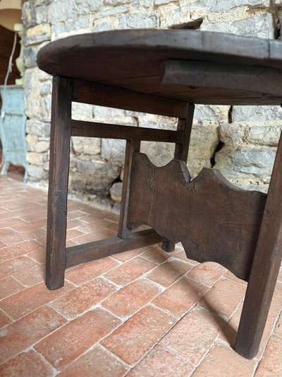 Small folding winegrower's table dating from the 18th century