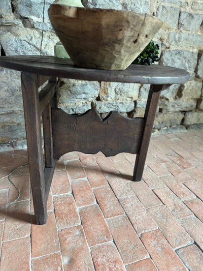 Small folding winegrower's table dating from the 18th century