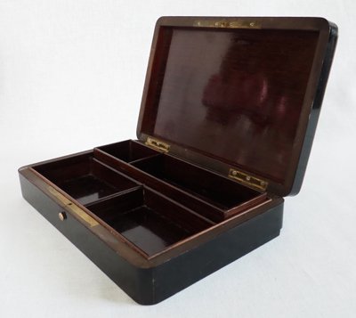 Scatola per giochi di carte in intarsio di Boulle, legno annerito e ottone, periodo Napoleone III
