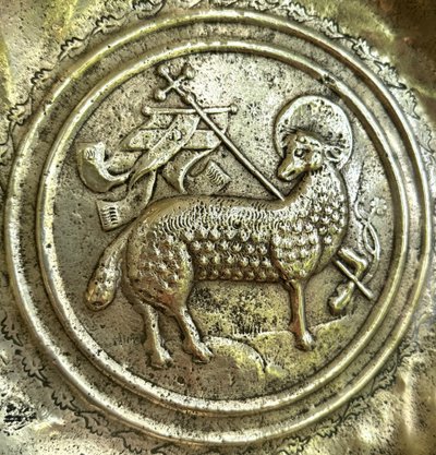 Plat d'Offrandes à Décor De l'Agnus Dei - XVIIIe