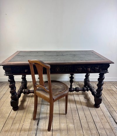 Scrivania in rovere stile Luigi XIII con timbro Mombro Ainé XIX secolo