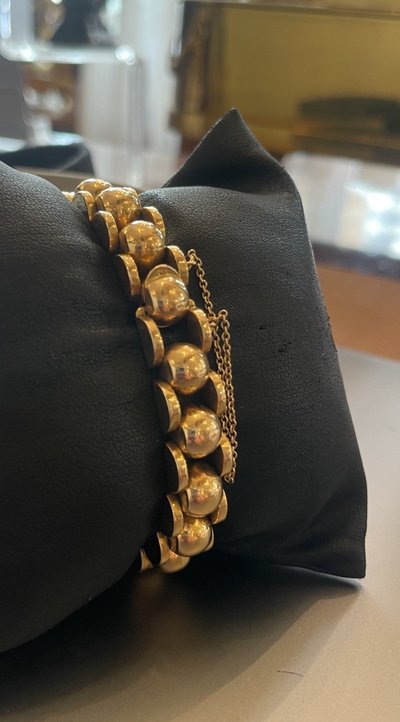 Armbanduhr aus 18 Karat Gold, Art Deco-Zeit