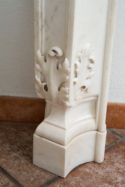 Antiker Kamin Louis XV Neapel Anfang 18.