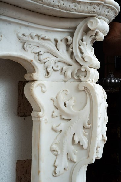 Antiker Kamin Louis XV Neapel Anfang 18.