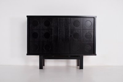 Mobile bar brutalista nero