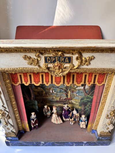 Teatro d'opera in miniatura in legno intagliato - Castelet de marionnettes XIX secolo