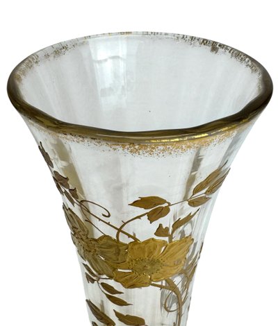 Baccarat - Vaso grande in cristallo con decorazione di rose rampicanti