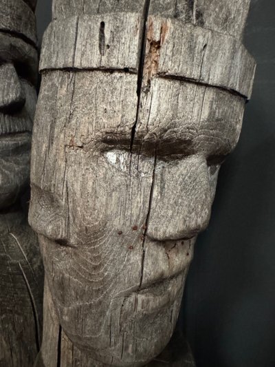 3 Totems aus Holz Volkskunst, die die Heiligen Drei Könige darstellen Mitte 20.