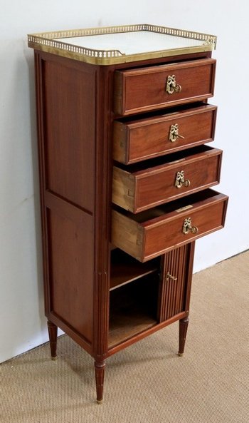  Piccolo chiffonnier in mogano, stile Luigi XVI - Fine XIX secolo