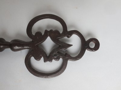 Aushängeschild eines Schlossers ? 19. Jahrhundert.  