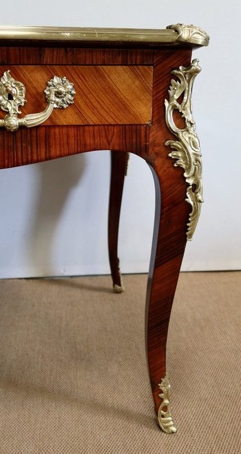  Scrittoio in palissandro e legno viola, stile Luigi XV - 2a metà del 19° secolo